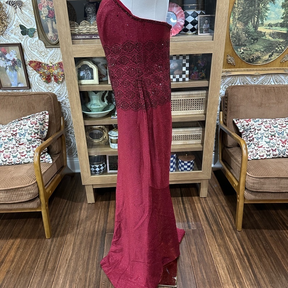 St. John Couture Rare Strapless Crystal Gown Dark Ruby Size 8 NWT - Picture 4 of 16